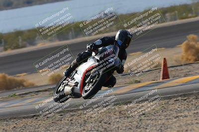 media/Dec-18-2022-SoCal Trackdays (Sun) [[8099a50955]]/Turn 14 (940am)/